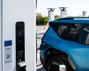 KIA_LEC_announcement_logo